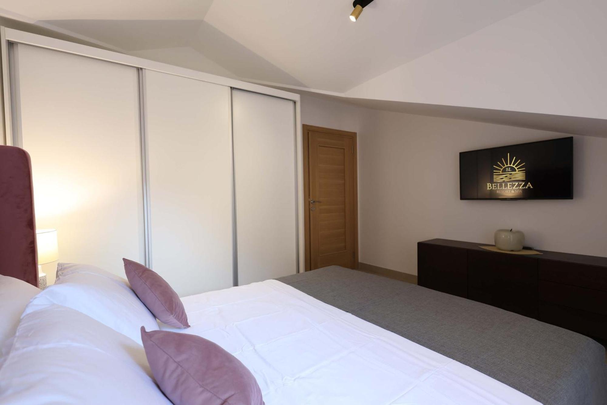 Bellezza Resort & Spa Kotor Rum bild