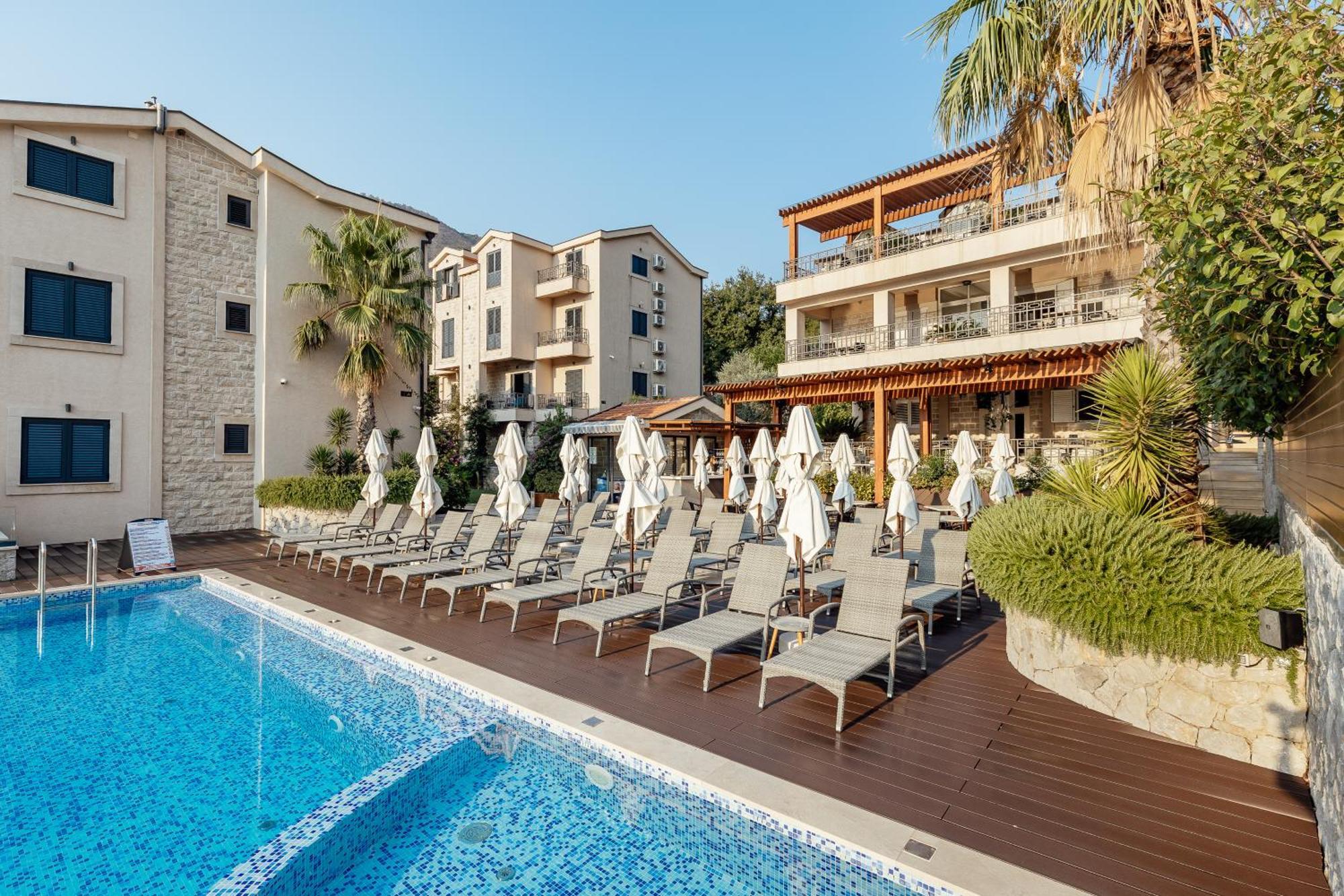 Bellezza Resort & Spa Kotor Exteriör bild