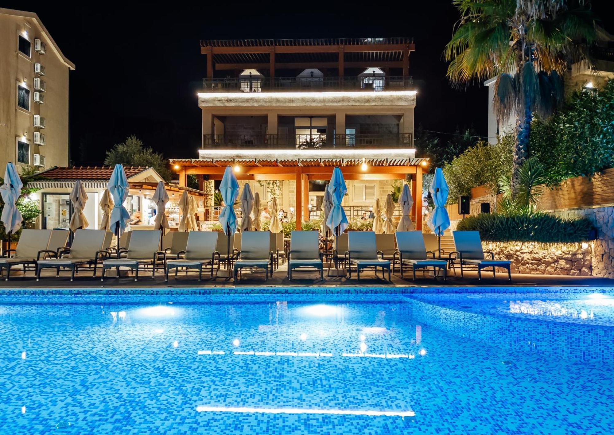 Bellezza Resort & Spa Kotor Exteriör bild