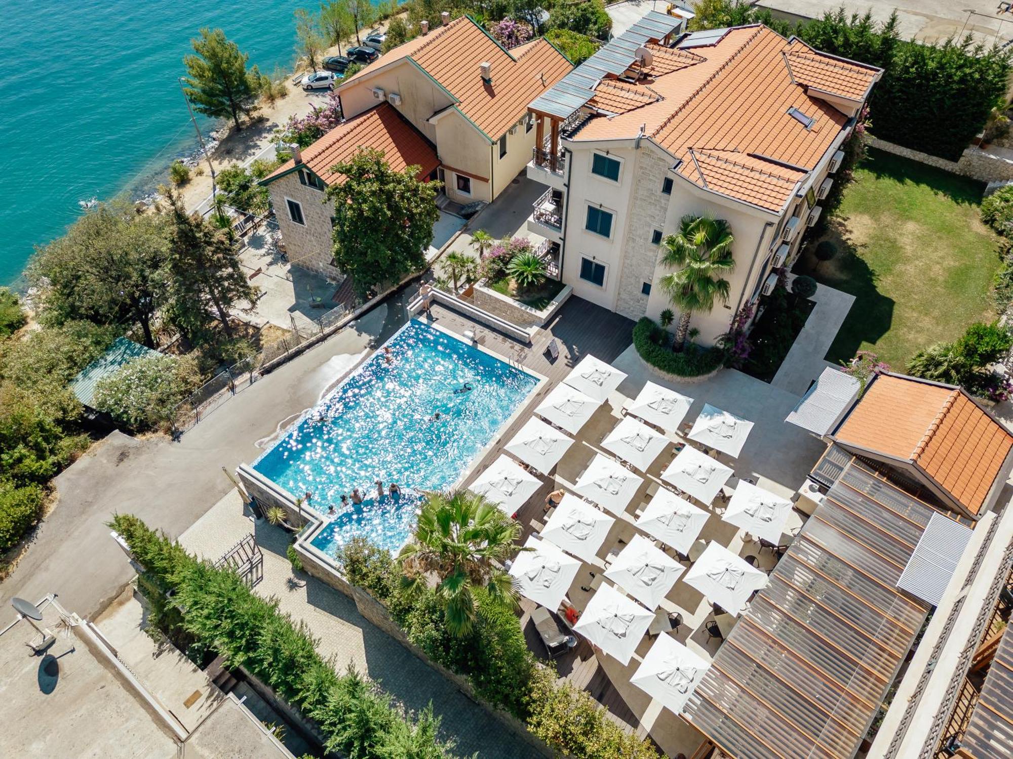 Bellezza Resort & Spa Kotor Exteriör bild