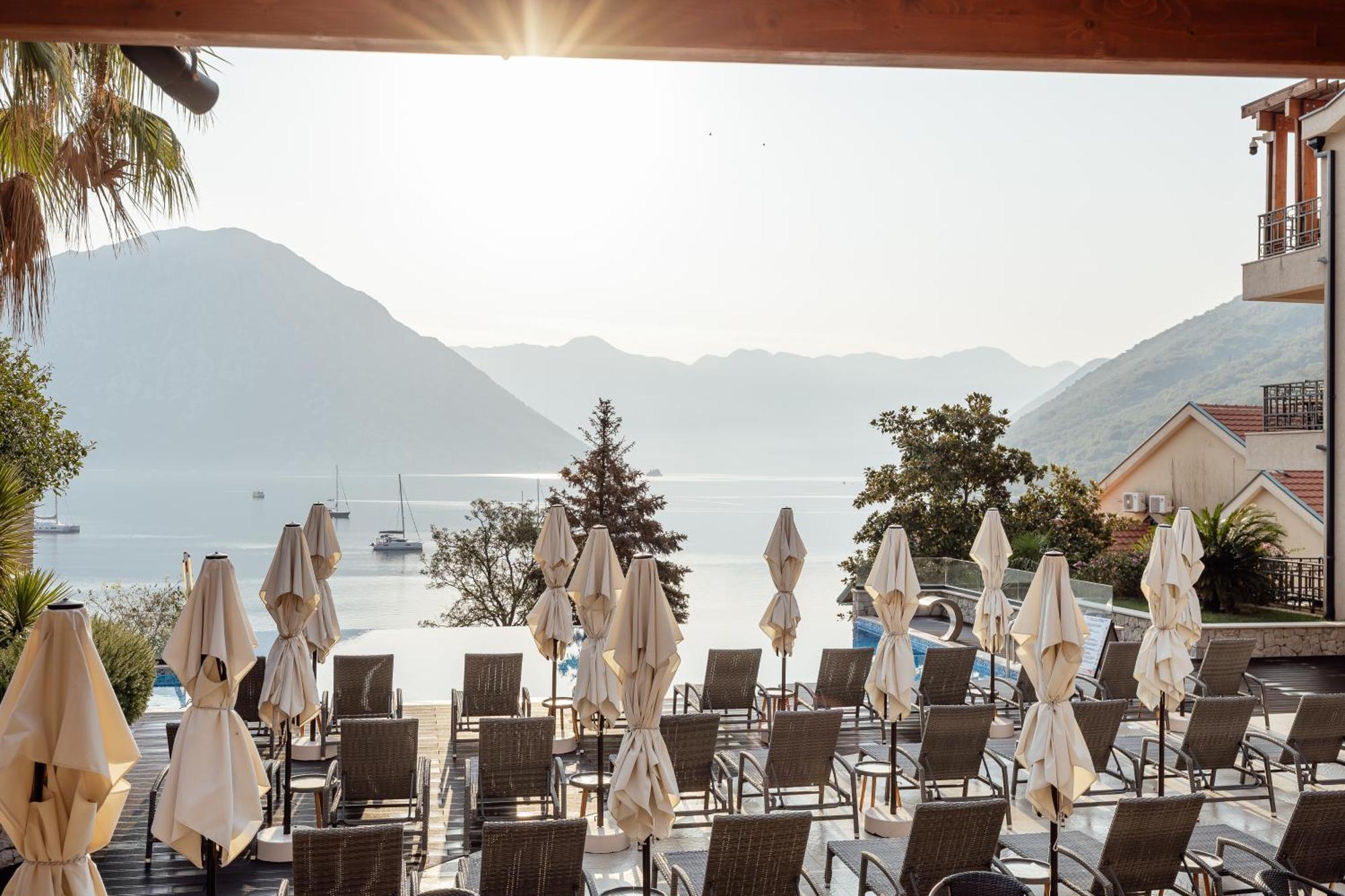Bellezza Resort & Spa Kotor Exteriör bild