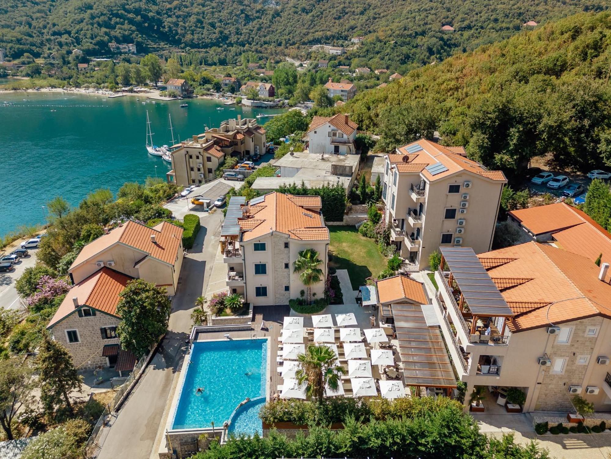 Bellezza Resort & Spa Kotor Exteriör bild