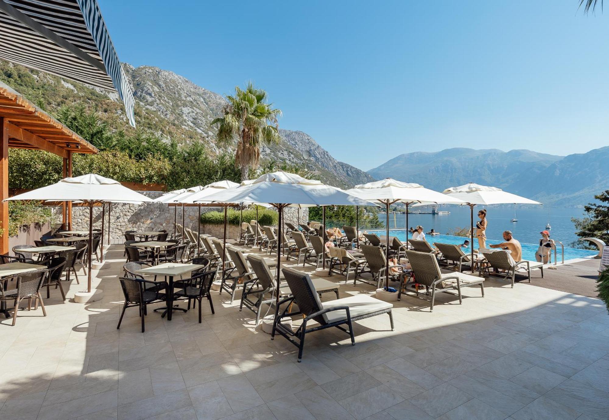 Bellezza Resort & Spa Kotor Exteriör bild
