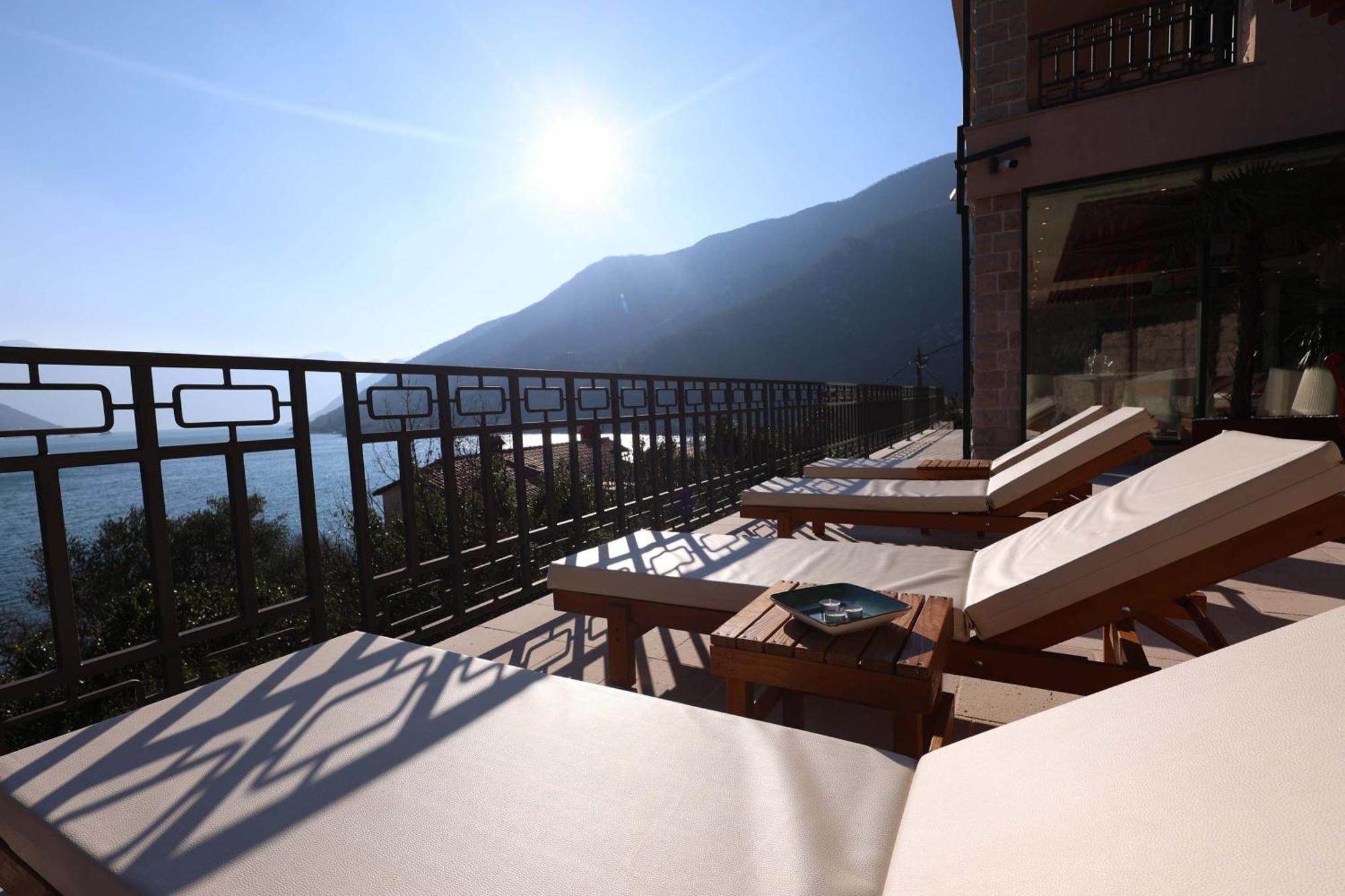 Bellezza Resort & Spa Kotor Exteriör bild